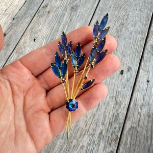 Vintage Jewelry D&E Juliana Rivoli Rhinestone Flower Brooch Gorgeous Julianna